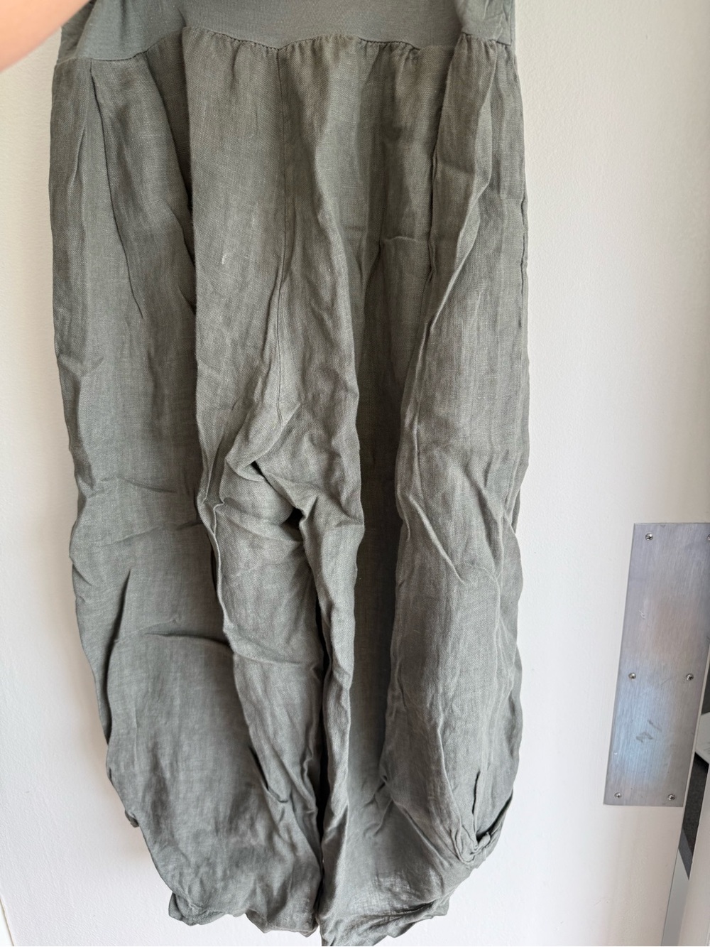 Relaxed Linen Pants in Olive Green